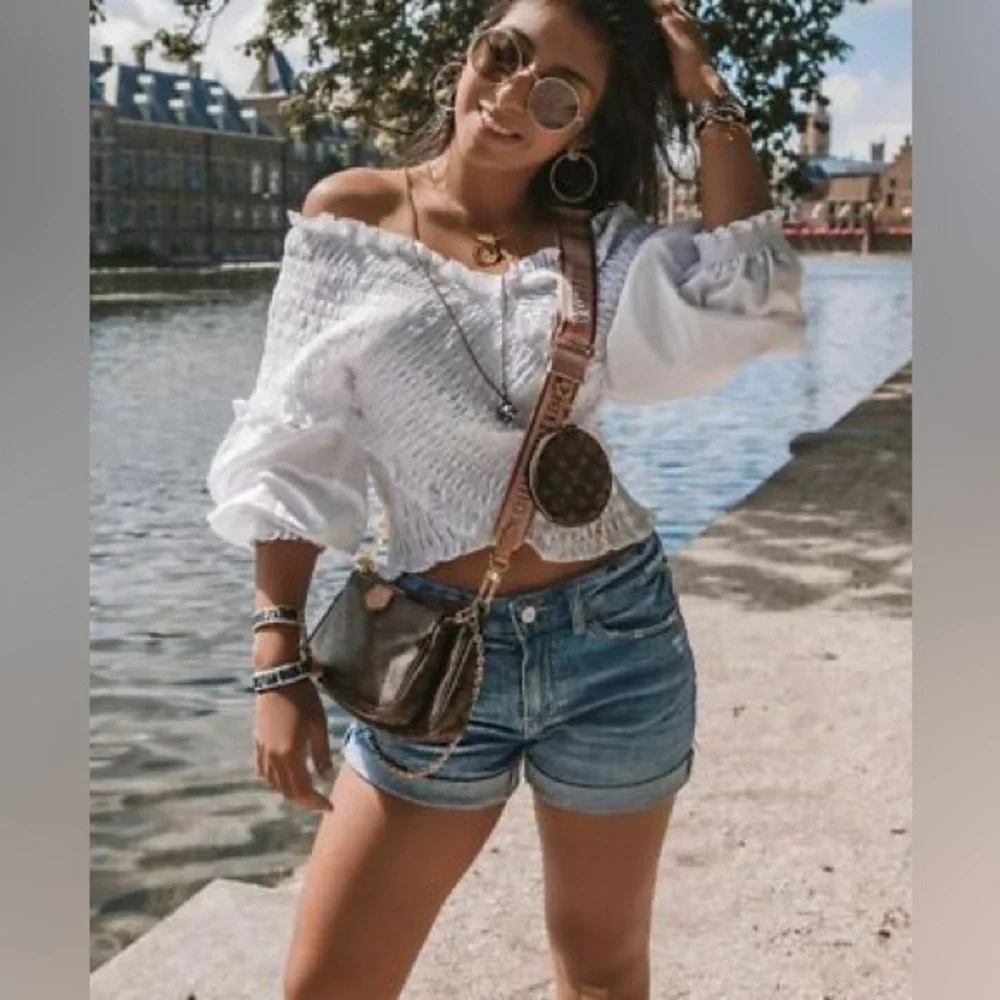 Zara White Crop Top Smocked Shirred Detail Blouse Bloggers Favorite